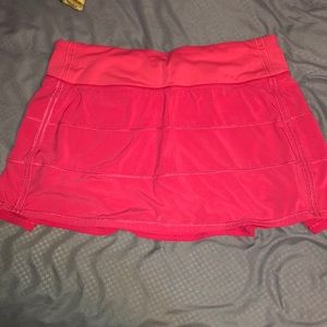 Lululemon pink skirt size 6